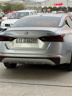 نیسان ئەلتیما